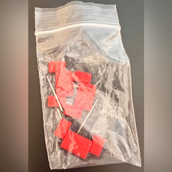 VGUC Diesel men’s Mr. Daddy 2.0 red metal watch DZ7370 - Picture 8 of 8